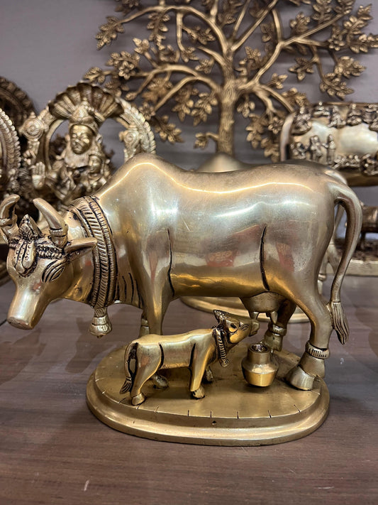 Brass Kamadhenu Cow and Calf Idol | Handcrafted Cow Statue for Home Temple & Vastu Decor (8 Inches)