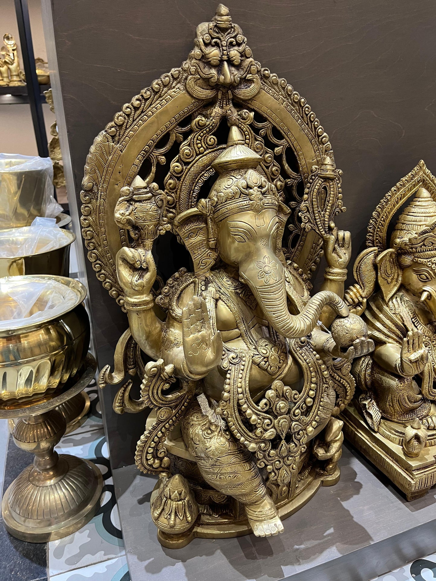 Brass Lord Ganesha Idol | Antique Finish Ganpati Statue for Home Temple & Vastu Decor (28 inches)